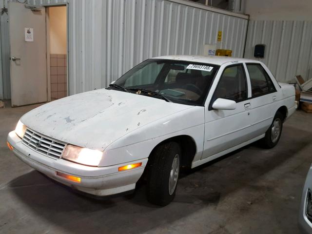 1G1LD55MXSY205767 - 1995 CHEVROLET CORSICA WHITE photo 2