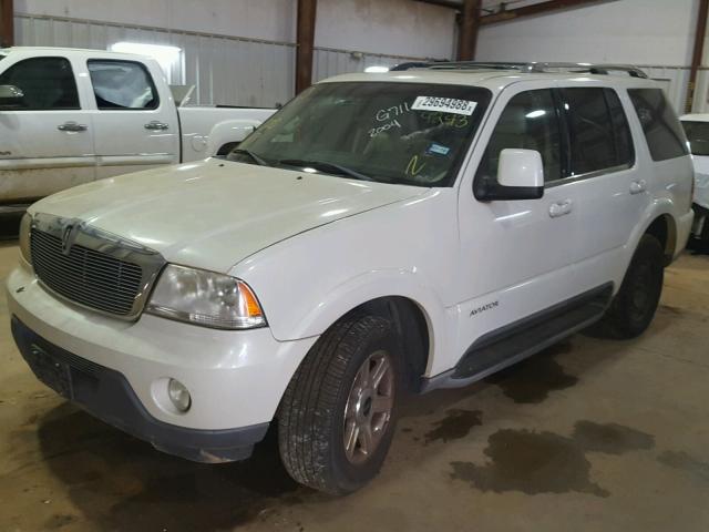 5LMEU88H84ZJ54243 - 2004 LINCOLN AVIATOR WHITE photo 2