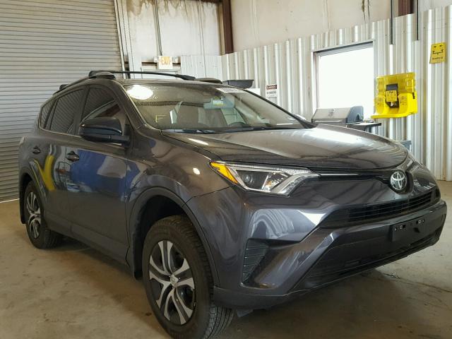 JTMZFREV5HJ139979 - 2017 TOYOTA RAV4 LE GRAY photo 1