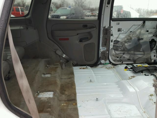 1GKEK13T65R113986 - 2005 GMC YUKON WHITE photo 6