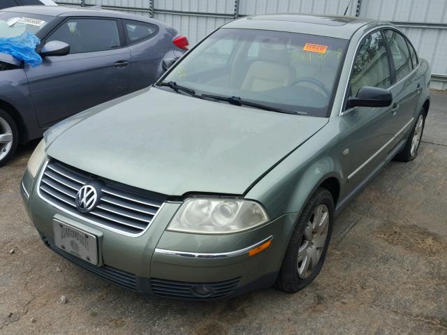 WVWRH63B12P441856 - 2002 VOLKSWAGEN PASSAT GLX 绿色 照片 2