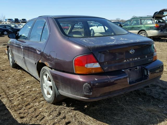 1N4DL01D1WC184632 - 1998 NISSAN ALTIMA XE MAROON photo 3