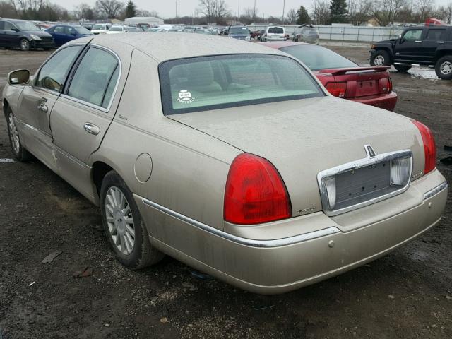 1LNHM81WX5Y661337 - 2005 LINCOLN TOWN CAR S GOLD photo 3