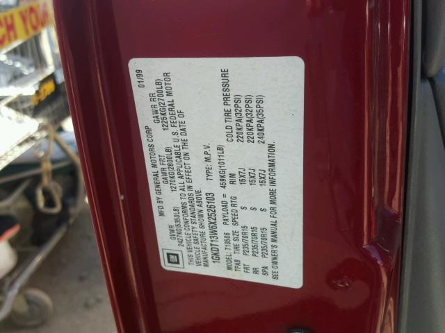 1GKDT13W6X2526103 - 1999 GMC JIMMY RED photo 10