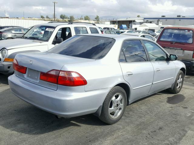 JHMCG5640YC009676 - 2000 HONDA ACCORD LX SILVER photo 4