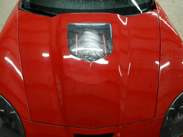 1G1YY26U165127233 - 2006 CHEVROLET CORVETTE RED photo 9