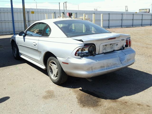 1FAFP4047WF148268 - 1998 FORD MUSTANG SILVER photo 3