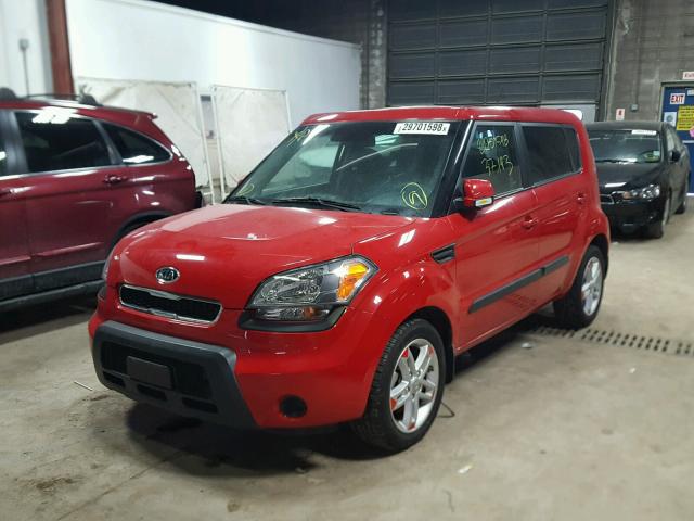 KNDJT2A22B7272356 - 2011 KIA SOUL + RED photo 2