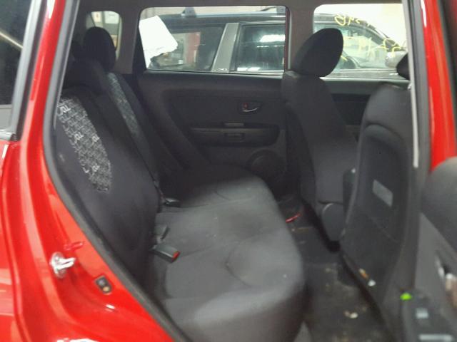 KNDJT2A22B7272356 - 2011 KIA SOUL + RED photo 6