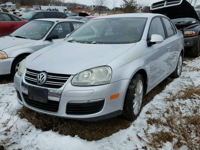 3VWRA71K98M185068 - 2008 VOLKSWAGEN JETTA WOLF SILVER photo 2