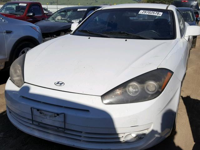 KMHHN66F48U287233 - 2008 HYUNDAI TIBURON GT WHITE photo 2