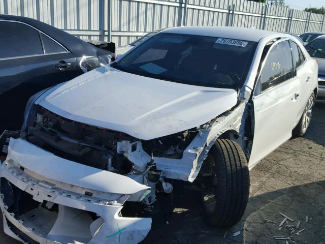 1G11D5SL4FF158157 - 2015 CHEVROLET MALIBU 2LT WHITE photo 2