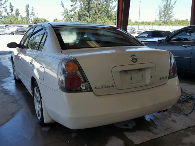 1N4AL11D22C153361 - 2002 NISSAN ALTIMA BAS WHITE photo 3