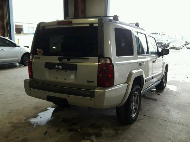 1J8HH48N28C201422 - 2008 JEEP COMMANDER SILVER photo 4