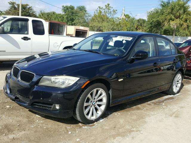 WBAPH7C56BE130472 - 2011 BMW 328 I BLACK photo 2