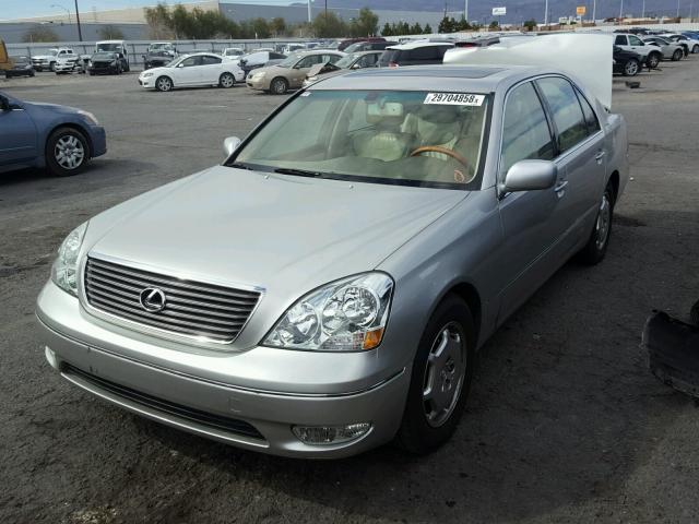 JTHBN30F320086163 - 2002 LEXUS LS 430 SILVER photo 2