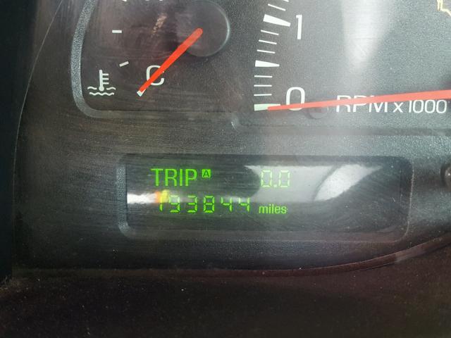 1LNHM87AX2Y706364 - 2002 LINCOLN LS 银色 照片 8