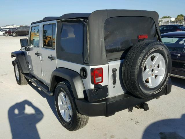 1J4GB39117L205996 - 2007 JEEP WRANGLER X SILVER photo 3