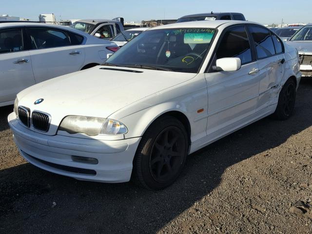 WBAAV33491FU88642 - 2001 BMW 325 I WHITE photo 2