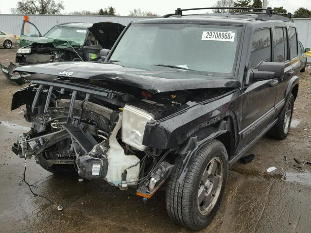 1J8HH48K26C216215 - 2006 JEEP COMMANDER BLACK photo 2