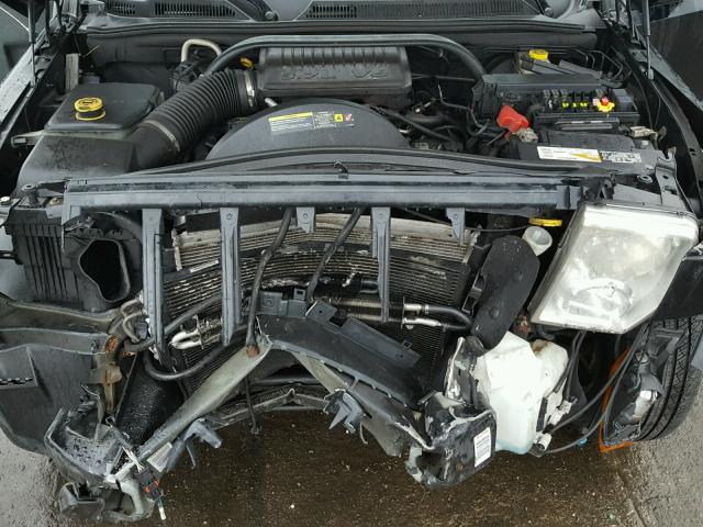 1J8HH48K26C216215 - 2006 JEEP COMMANDER BLACK photo 7