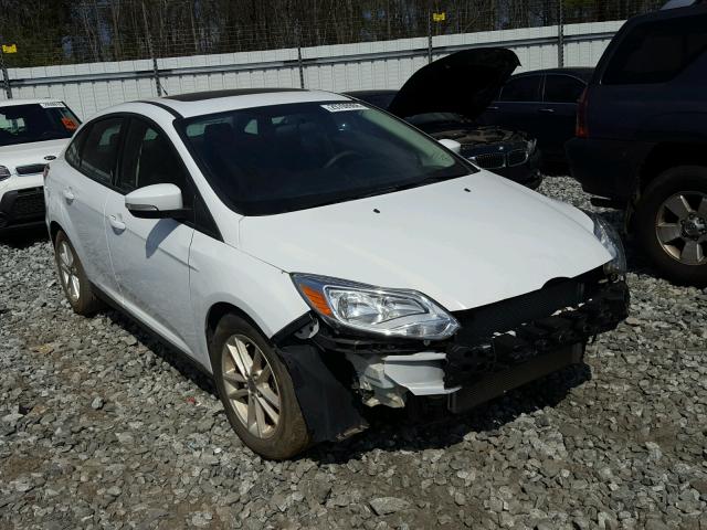 1FADP3F24FL298282 - 2015 FORD FOCUS SE WHITE photo 1