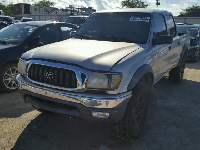 5TEHN72N31Z842712 - 2001 TOYOTA TACOMA DOU GRAY photo 2