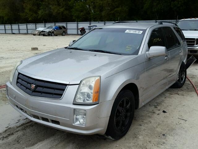 1GYEE637560222927 - 2006 CADILLAC SRX SILVER photo 2