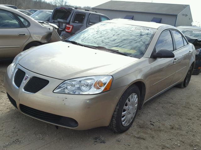 1G2ZF58B774196633 - 2007 PONTIAC G6 VALUE L GOLD photo 2