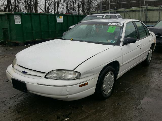 2G1WL52M3W1136952 - 1998 CHEVROLET LUMINA BAS თეთრი ფოტო 2