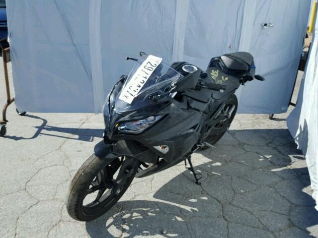 JKAEX8A11EA001807 - 2014 KAWASAKI EX300 A BLACK photo 2