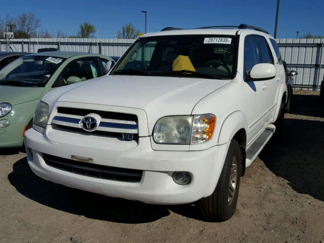 5TDBT44A85S237768 - 2005 TOYOTA SEQUOIA SR WHITE photo 2