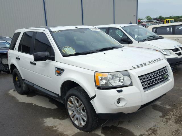 SALFP24N08H043928 - 2008 LAND ROVER LR2 SE WHITE photo 1