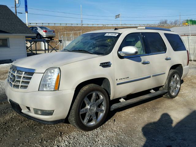 1GYFK63817R318735 - 2007 CADILLAC ESCALADE L WHITE photo 2