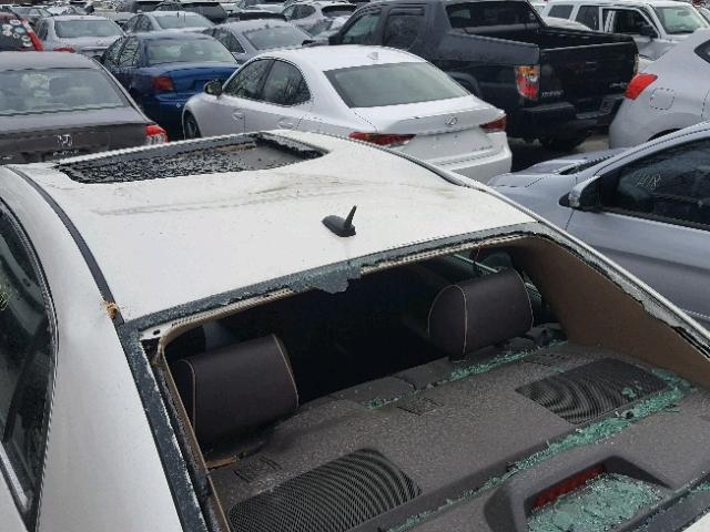 1G1ZE5E75BF131185 - 2011 CHEVROLET MALIBU LTZ 白色 照片 9