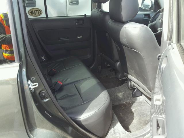 JTLKT324654006309 - 2005 TOYOTA SCION XB GREEN photo 6