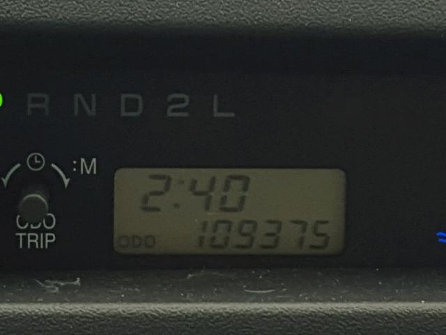 JTLKT324654006309 - 2005 TOYOTA SCION XB GREEN photo 8