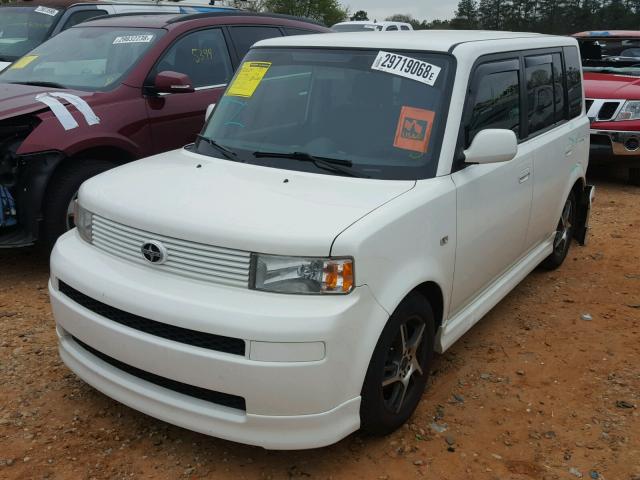 JTLKT324764045427 - 2006 TOYOTA SCION XB WHITE photo 2