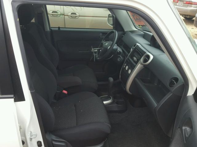 JTLKT324764045427 - 2006 TOYOTA SCION XB 白色 照片 5