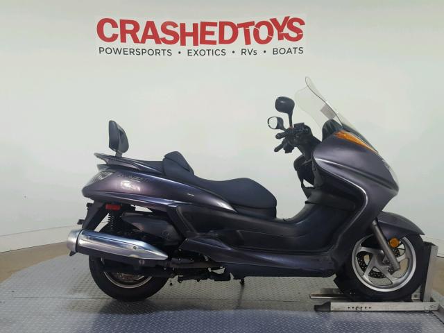 JYASH03YX5A001110 - 2005 YAMAHA YP400 GRAY photo 1