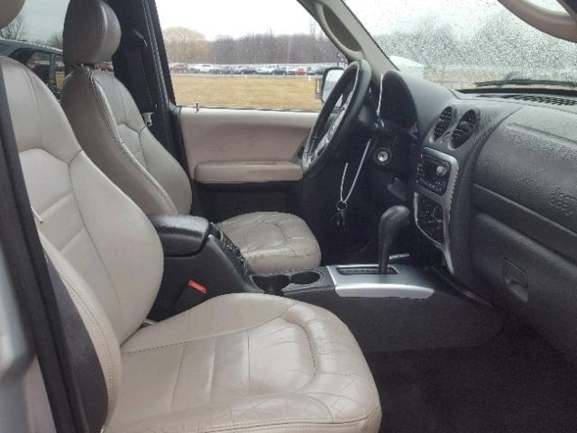 1J4GL38K33W569384 - 2003 JEEP LIBERTY RE SILVER photo 5