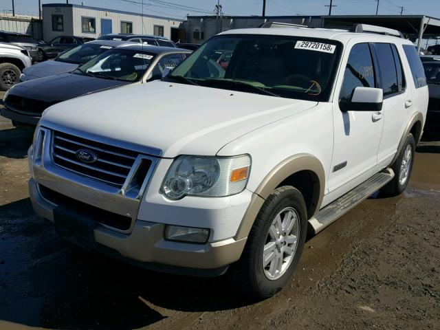 1FMEU64E86UB64368 - 2006 FORD EXPLORER E WHITE photo 2