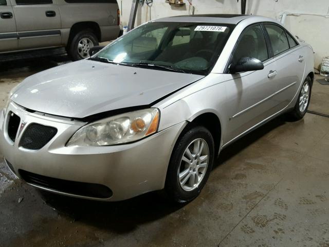 1G2ZG558364174195 - 2006 PONTIAC G6 SE1 SILVER photo 2