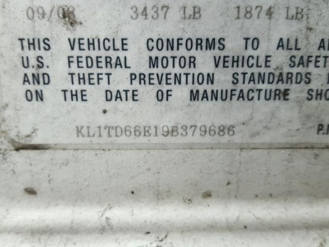 KL1TD66E19B379686 - 2009 CHEVROLET AVEO LS WHITE photo 10