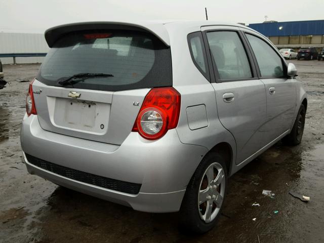 KL1TG66E29B398464 - 2009 CHEVROLET AVEO LT SILVER photo 4