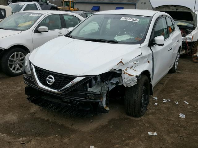 3N1AB7AP5JY208727 - 2018 NISSAN SENTRA S WHITE photo 2