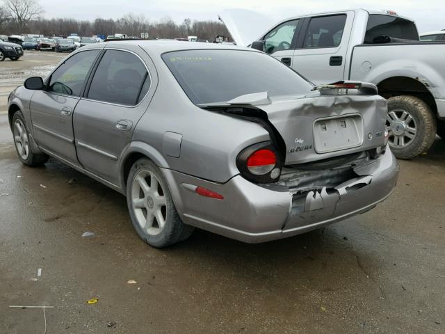 JN1CA31A71T316470 - 2001 NISSAN MAXIMA GXE SILVER photo 3