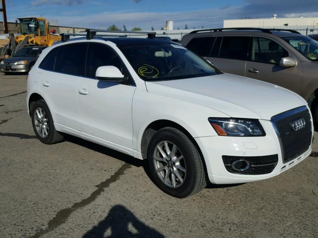 WA1LKAFP0AA073716 - 2010 AUDI Q5 PREMIUM WHITE photo 1