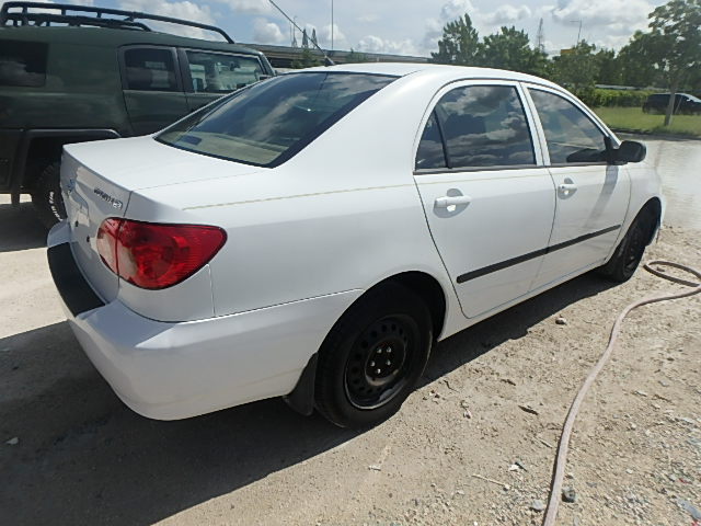 JTDBR32E060084404 - 2006 TOYOTA COROLLA CE WHITE photo 4