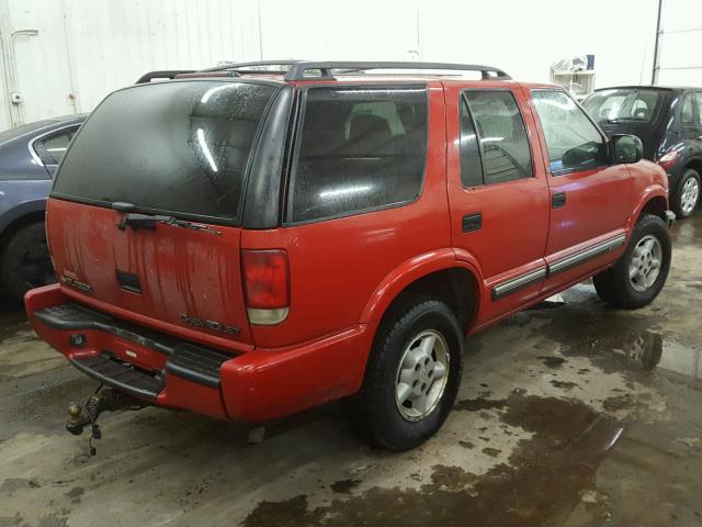 1GNDT13W0Y2293212 - 2000 CHEVROLET BLAZER RED photo 4